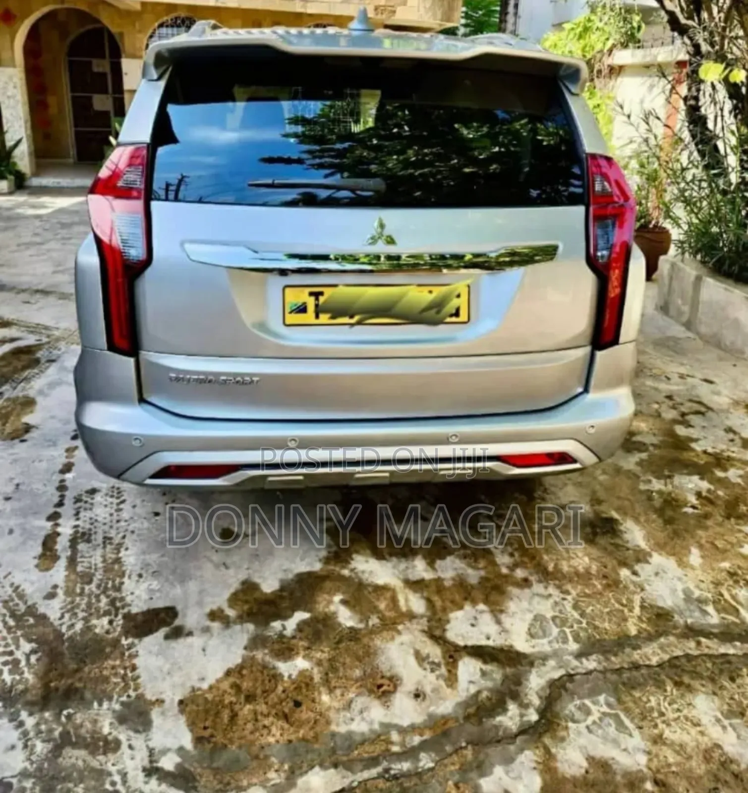Mitsubishi Pajero 2021 Silver