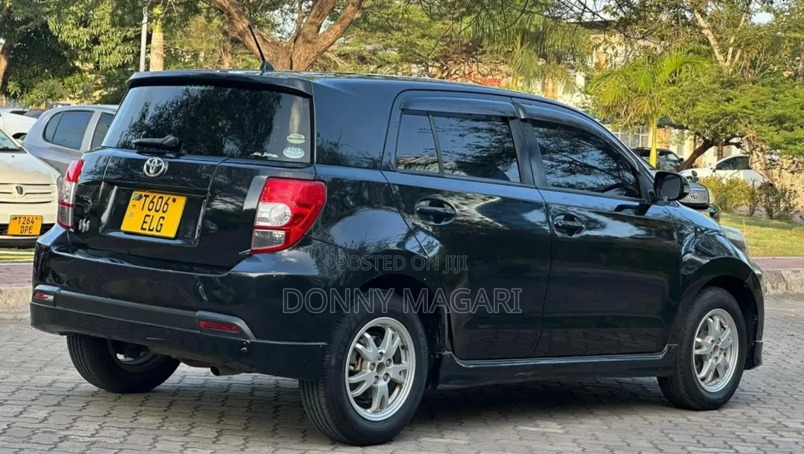 Toyota IST 2009 Black