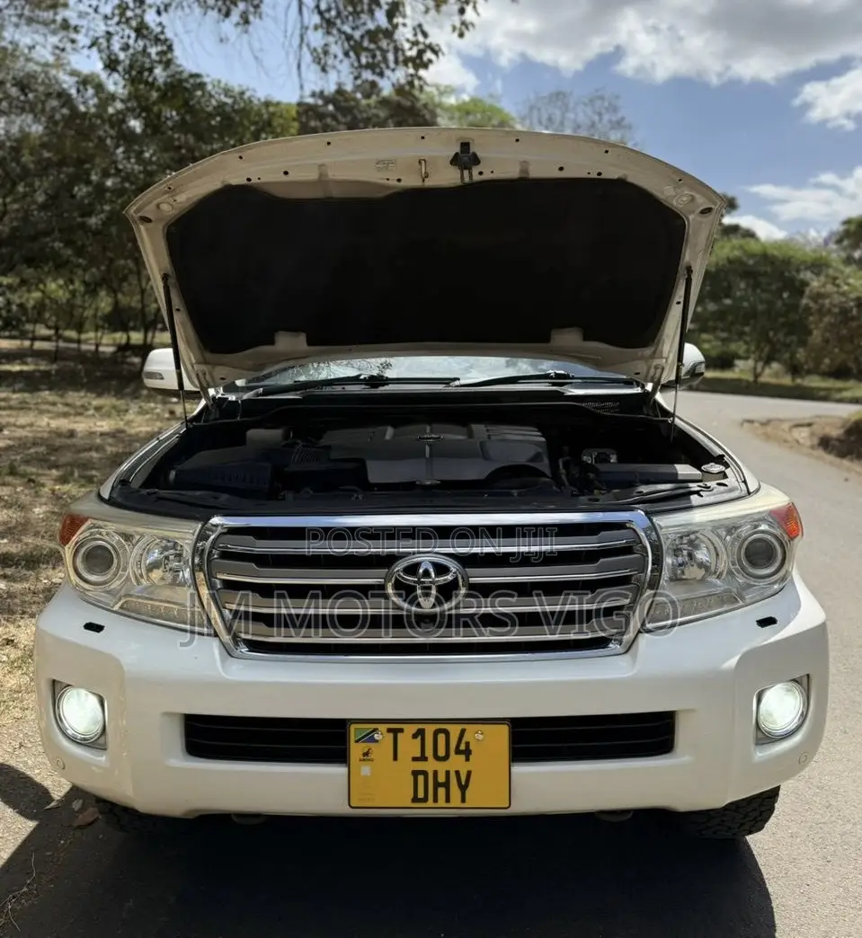 Toyota Land Cruiser 2015 Pearl