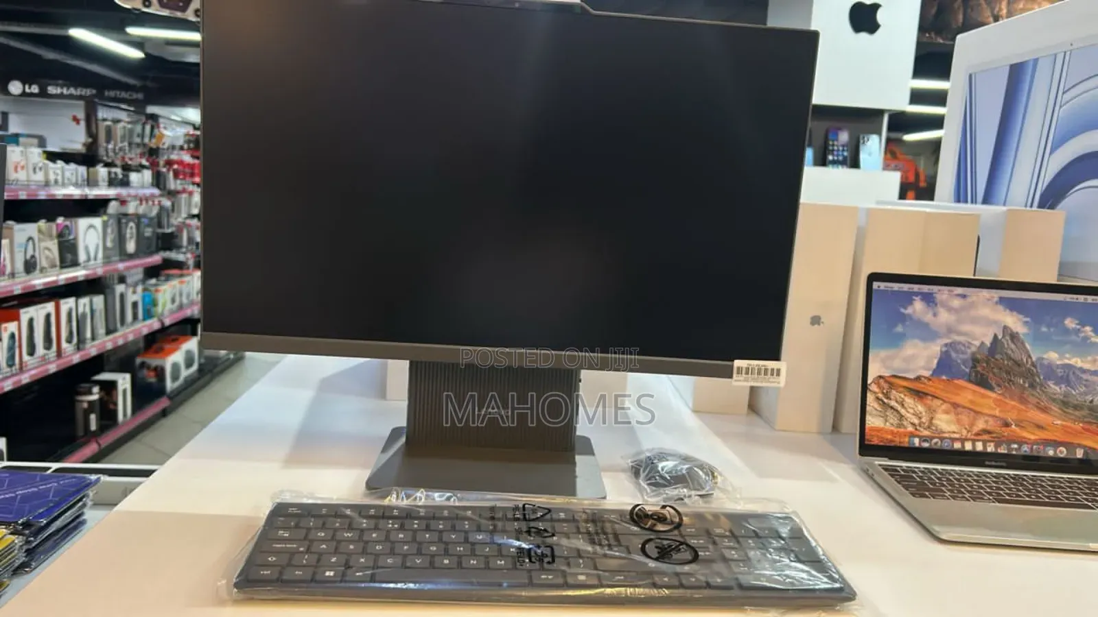 New Lenovo Ideacentre AIO 330 8GB Intel Core I5 SSD 512GB