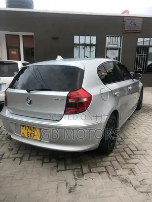 BMW 1 Series 2009 Silver