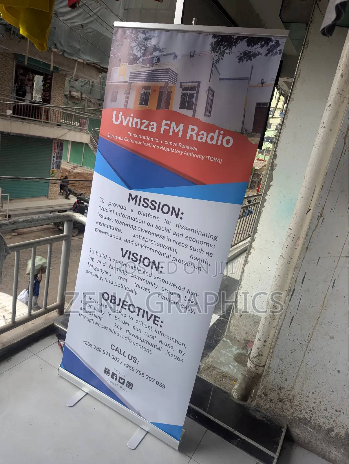 Roll-Up Banner