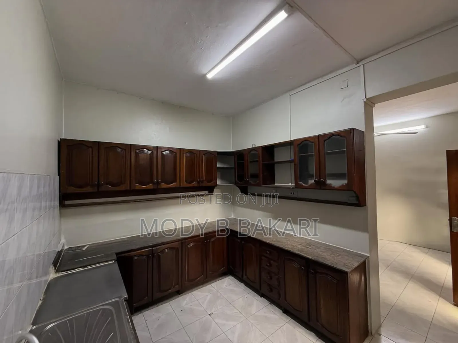 3bdrm Duplex in Upanga East for rent