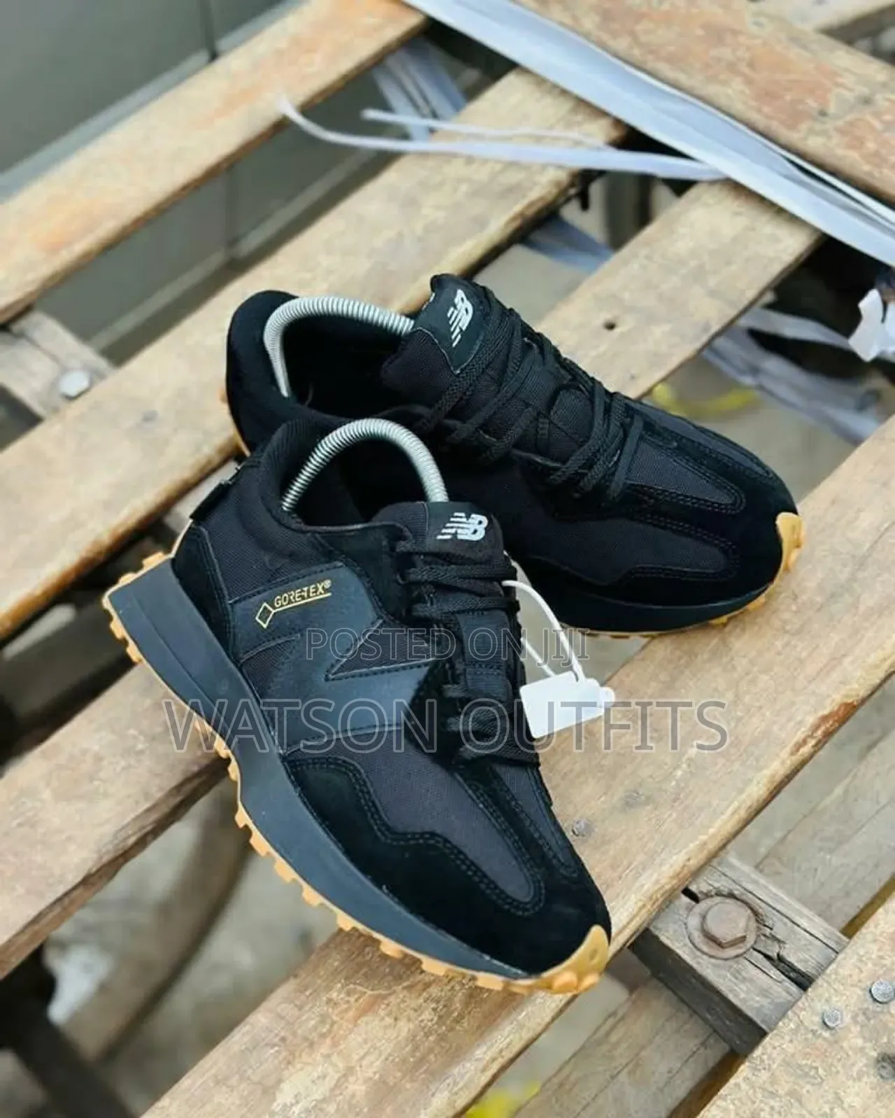 Men's Shoes or Sneakers or Raba Made to Fit Men's and Women's