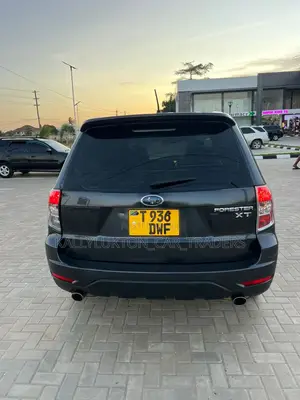 Subaru Forester 2011 Black