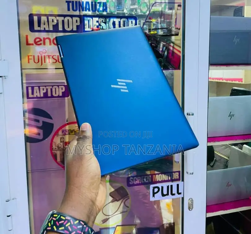 Laptop HP Elite Dragonfly X360 11th Gen 8GB Intel Core I3 SSD 256GB