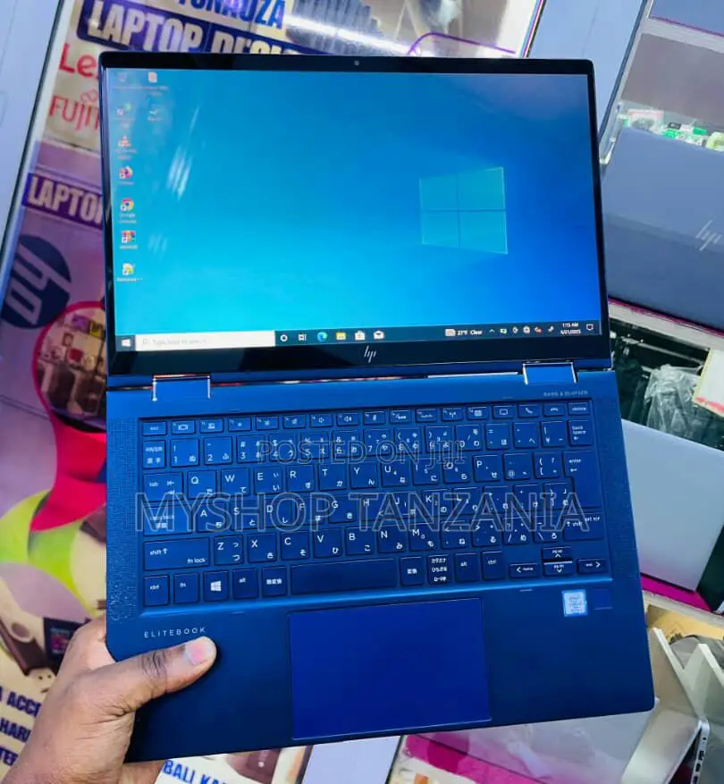 Laptop HP Elite Dragonfly X360 11th Gen 8GB Intel Core I3 SSD 256GB