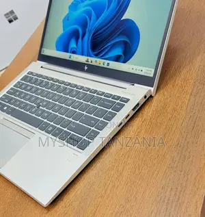 Laptop HP EliteBook 845 G8 16GB AMD Ryzen 5 SSD 256GB