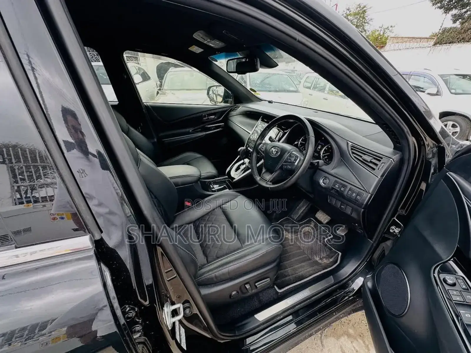 Toyota Harrier 2019 Black