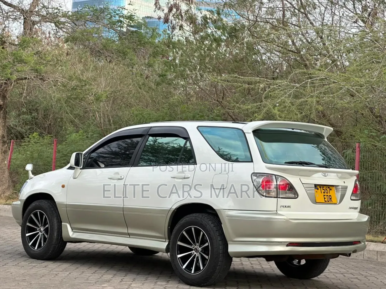 Toyota Harrier 2002 Pearl