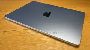 New Laptop Apple MacBook Air 2025 M4 13-Inch 16GB Apple M4 SSD 256GB