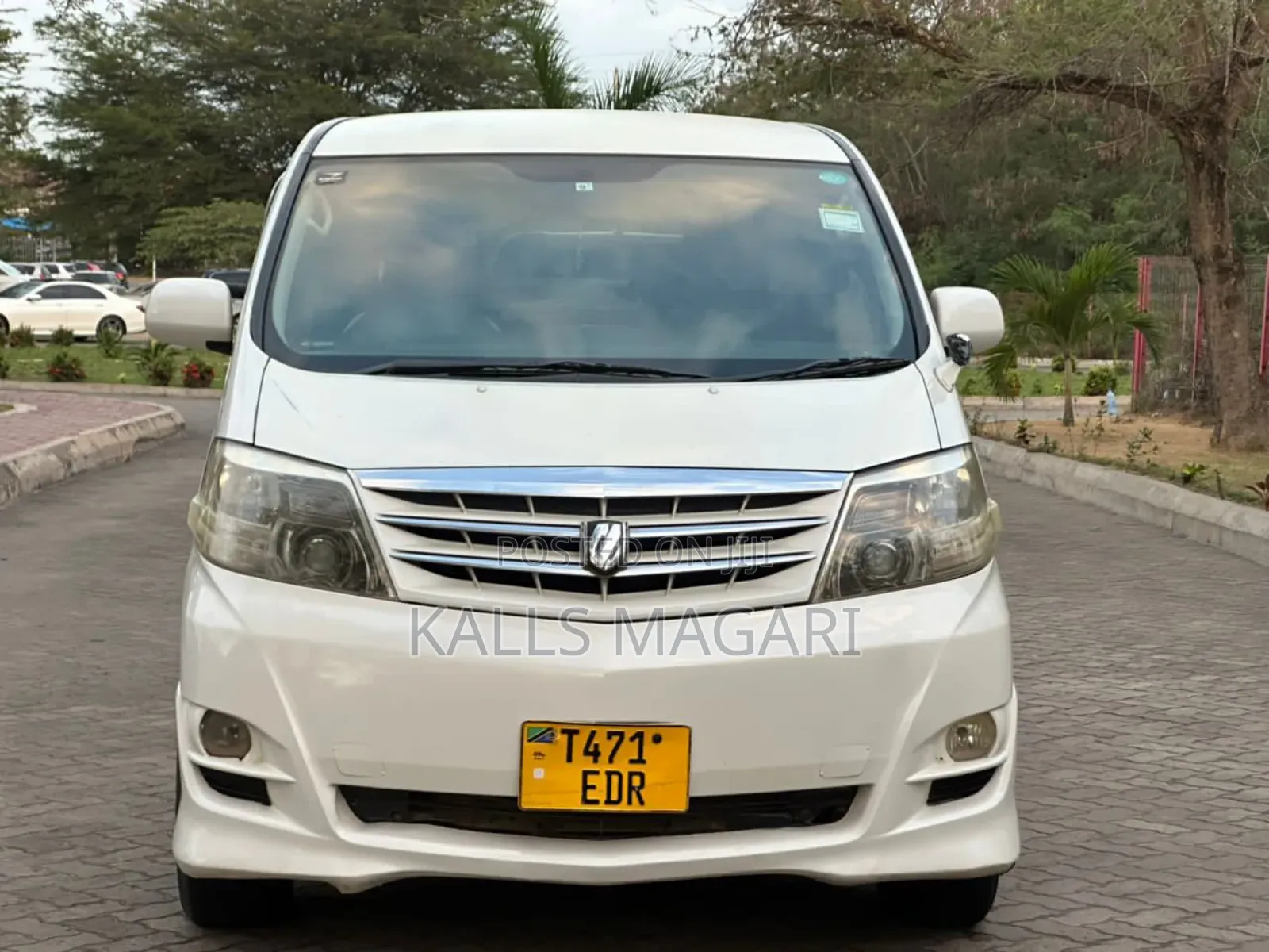 Toyota Alphard 2006 White