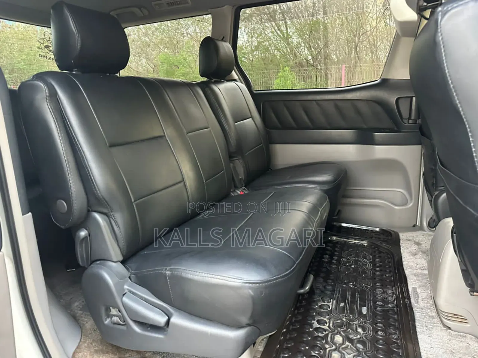 Toyota Alphard 2006 White