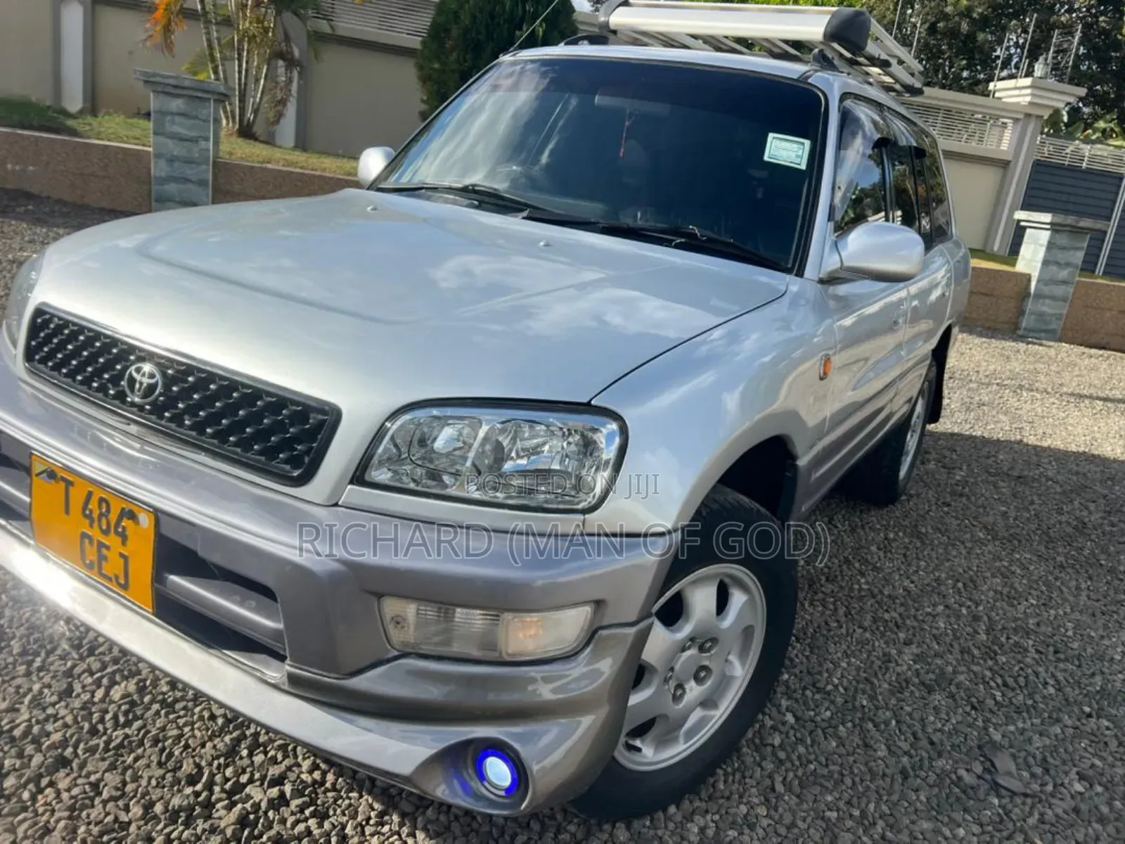 Toyota RAV4 1999 Silver