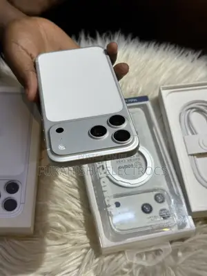 New Apple iPhone 17 Pro Max 256 GB Silver