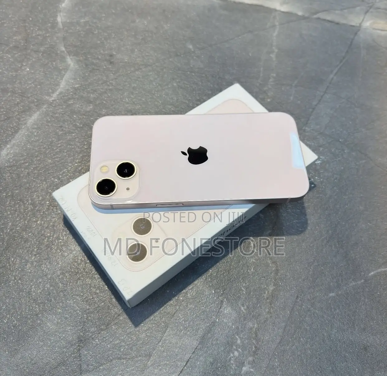 New Apple iPhone 13 256 GB Pink