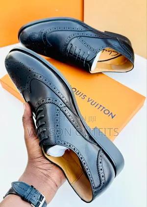 Men's Shoes With Well Finished Leather in Top Class Brand