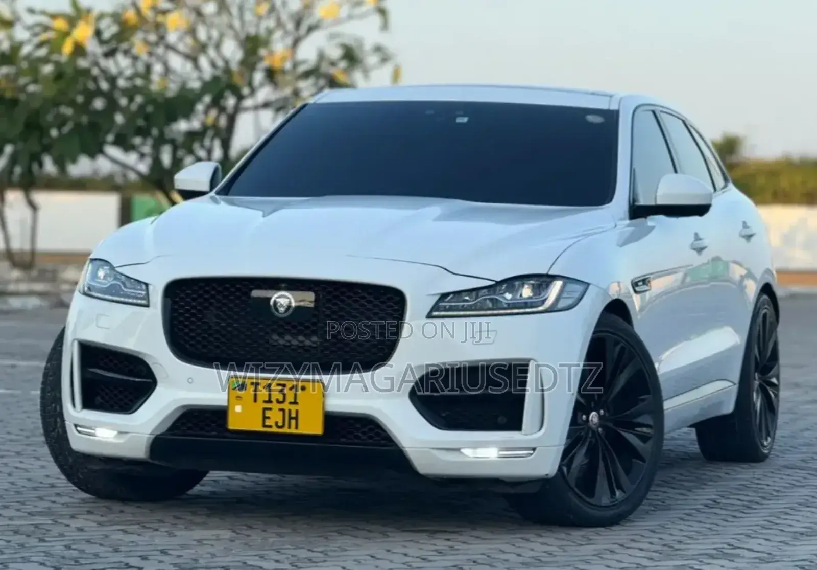 Jaguar F-Pace 2018 Off white