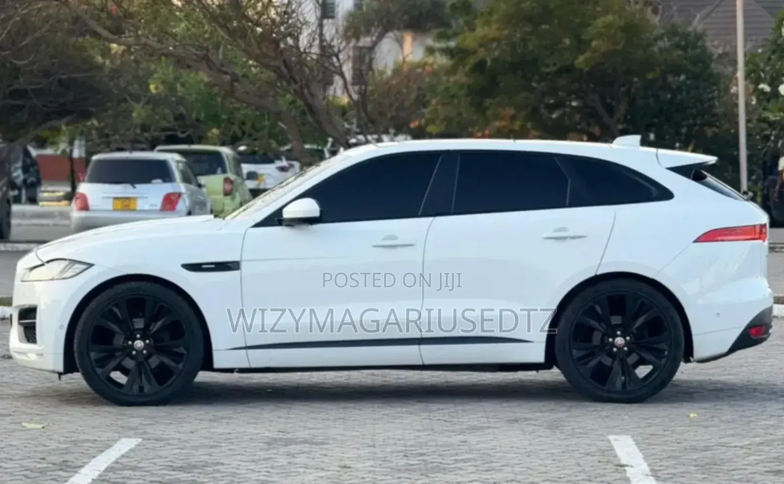 Jaguar F-Pace 2018 Off white