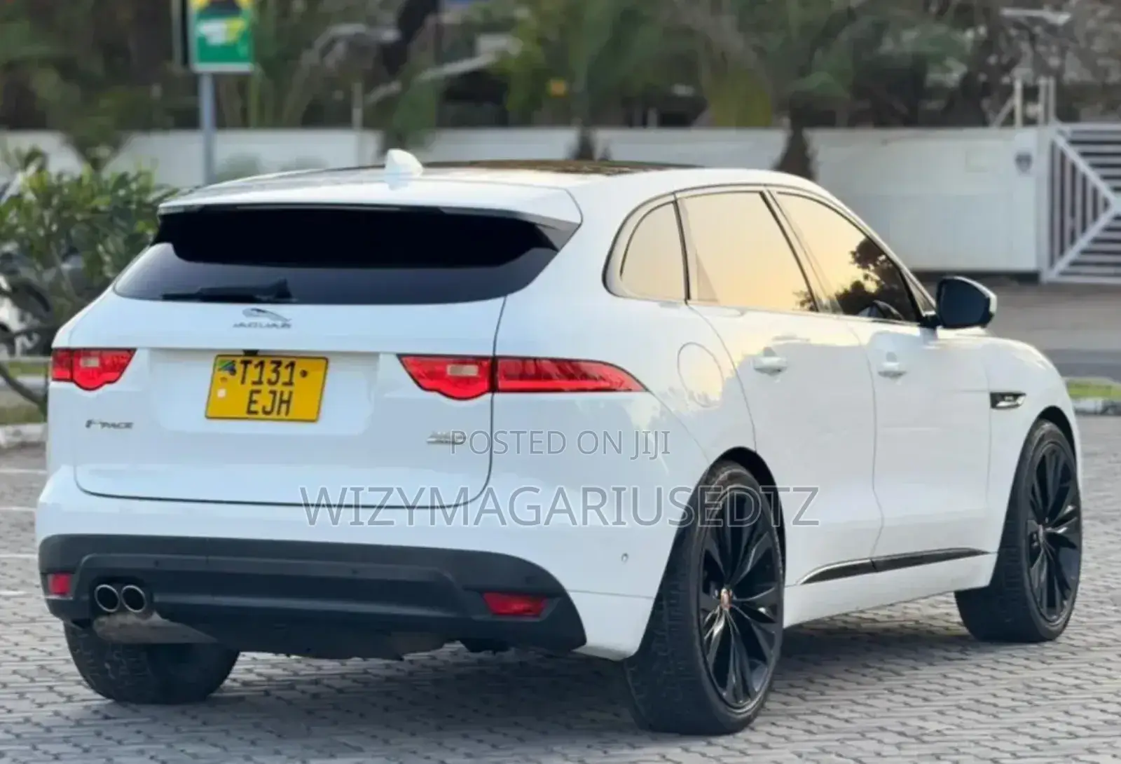 Jaguar F-Pace 2018 Off white