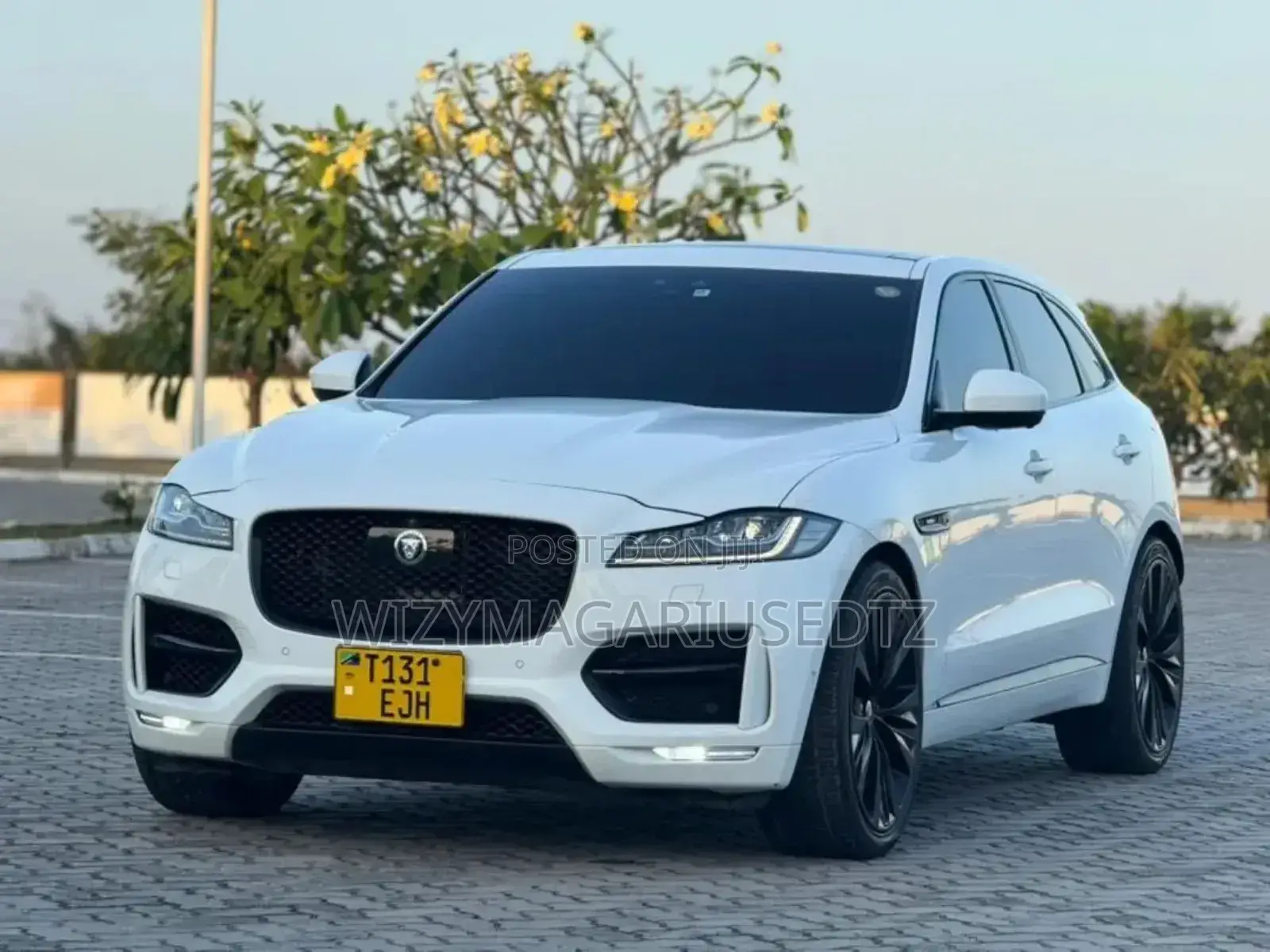 Jaguar F-Pace 2018 Off white