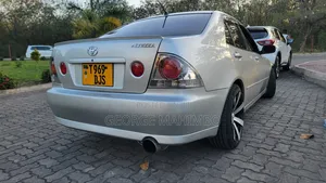 Toyota Altezza 2000 Silver