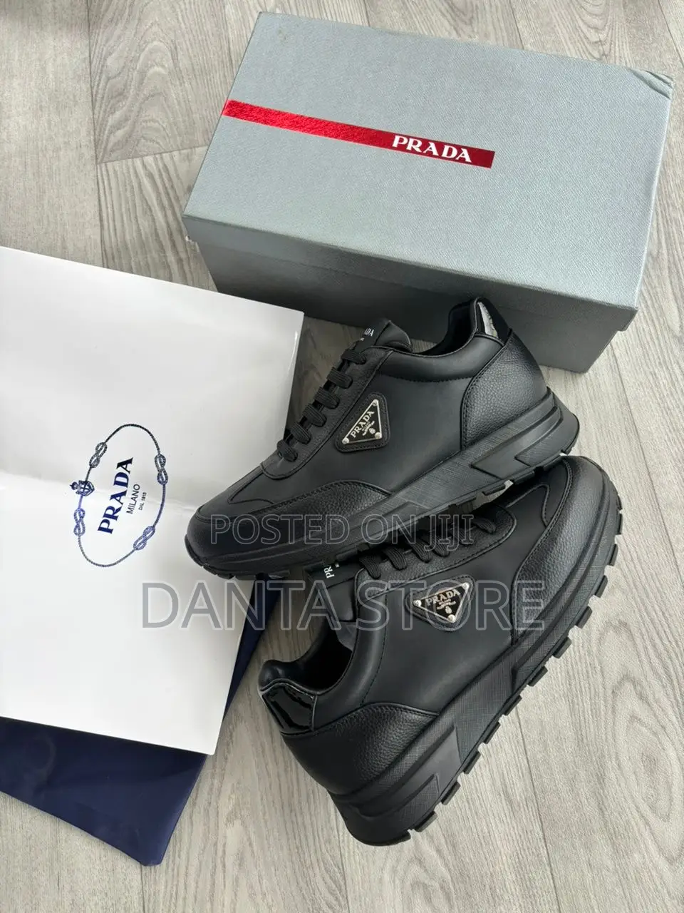Prada Prax 01 Re-Nylon