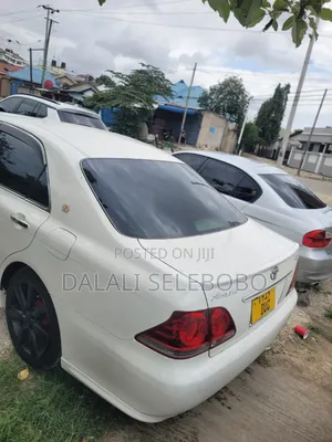 Toyota Crown 2008 White