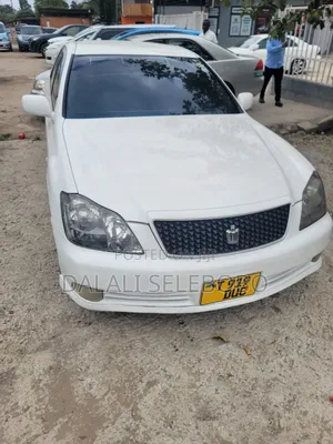 Toyota Crown 2008 White