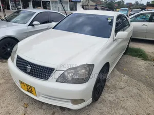 Toyota Crown 2008 White