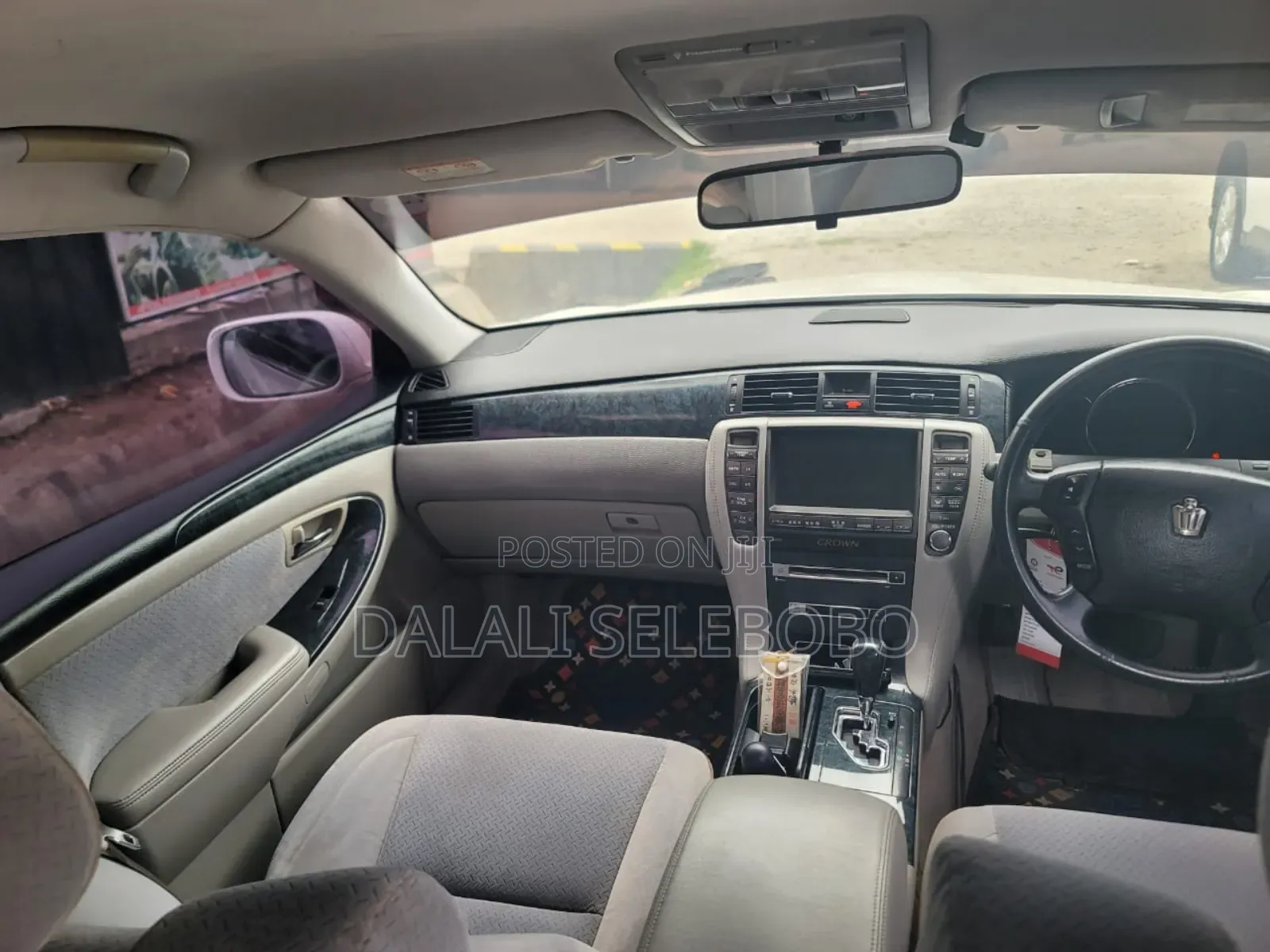 Toyota Crown 2008 White