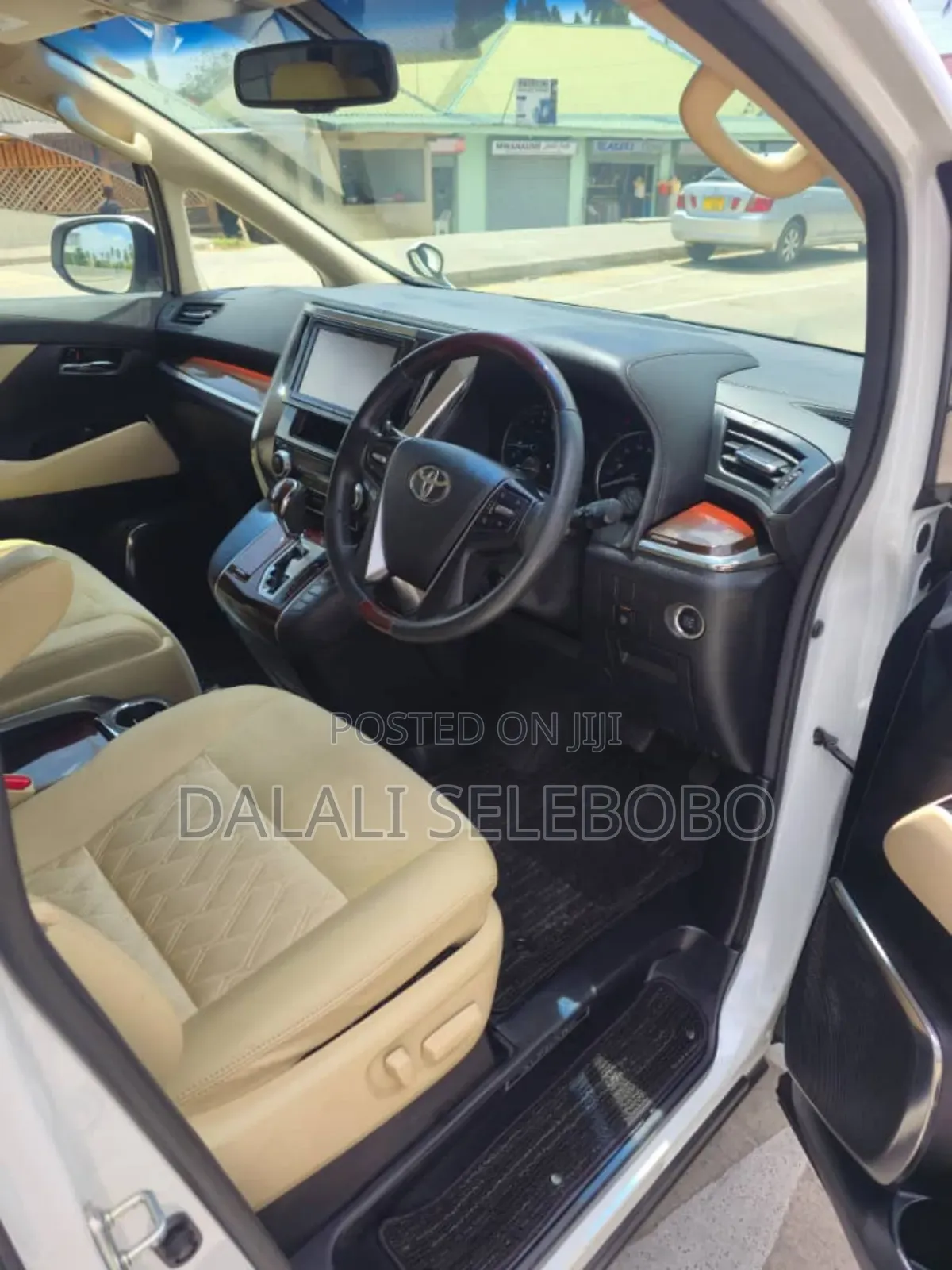 Toyota HiAce 2008 White