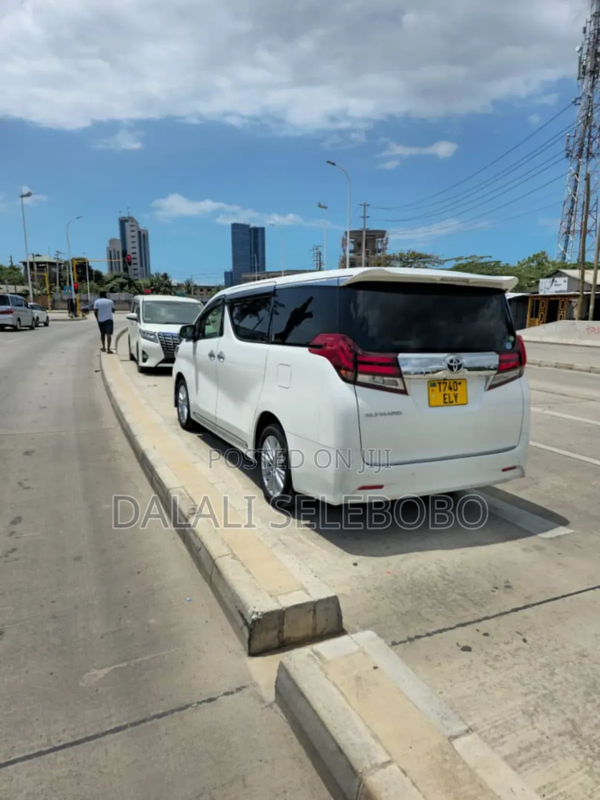 Toyota HiAce 2008 White