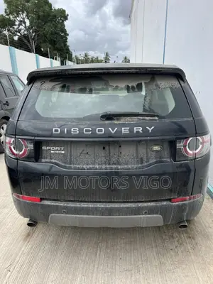 Land Rover Discovery 2015 Black