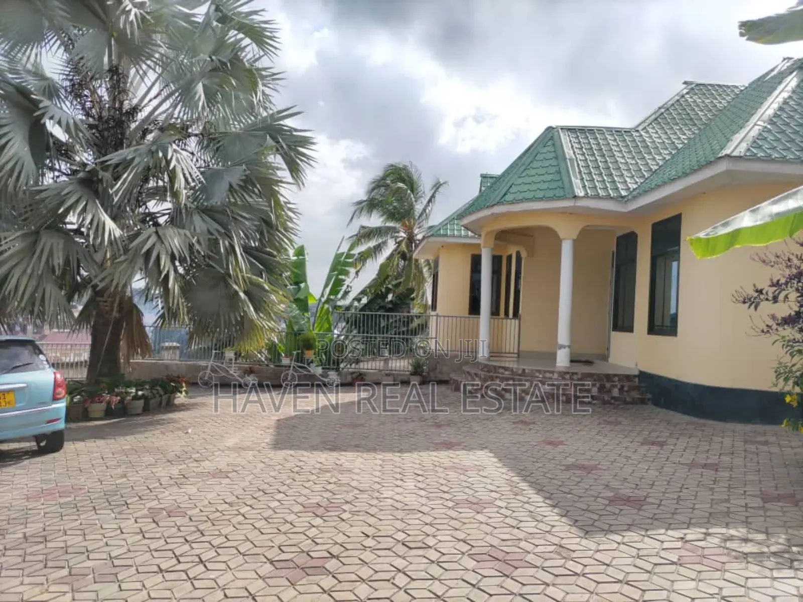 6bdrm House in Kimara for sale