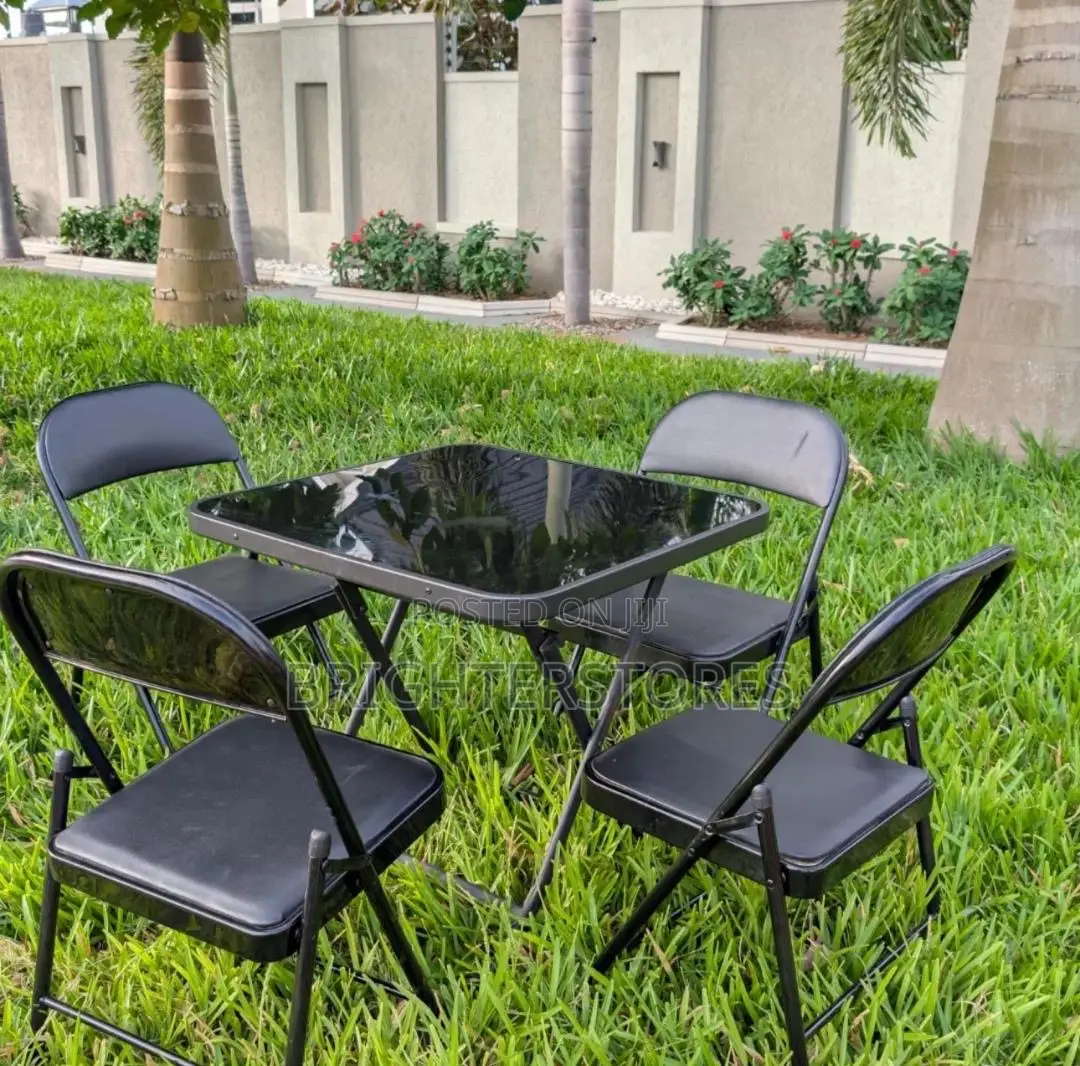 Garden/ Dinning Table N Chairs