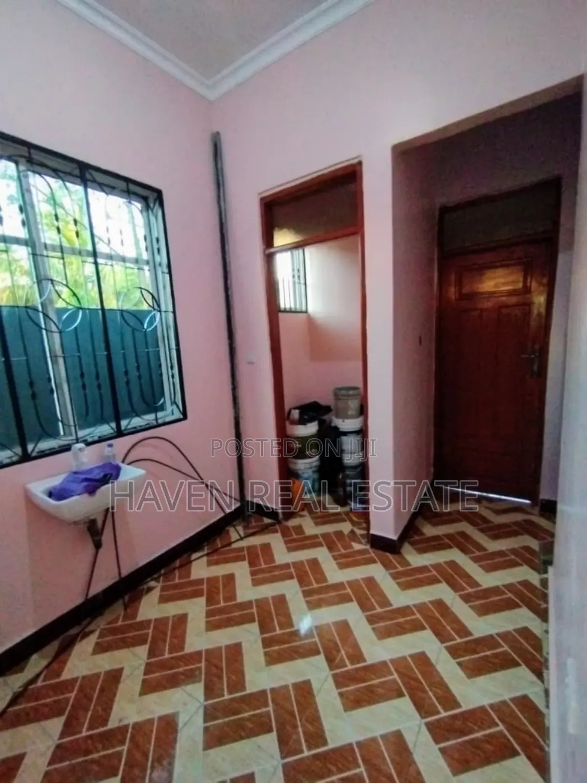 3bdrm House in Kinondoni for sale