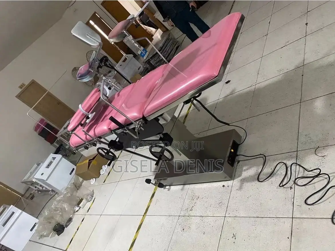 Electric Delivery Gynecologist Table