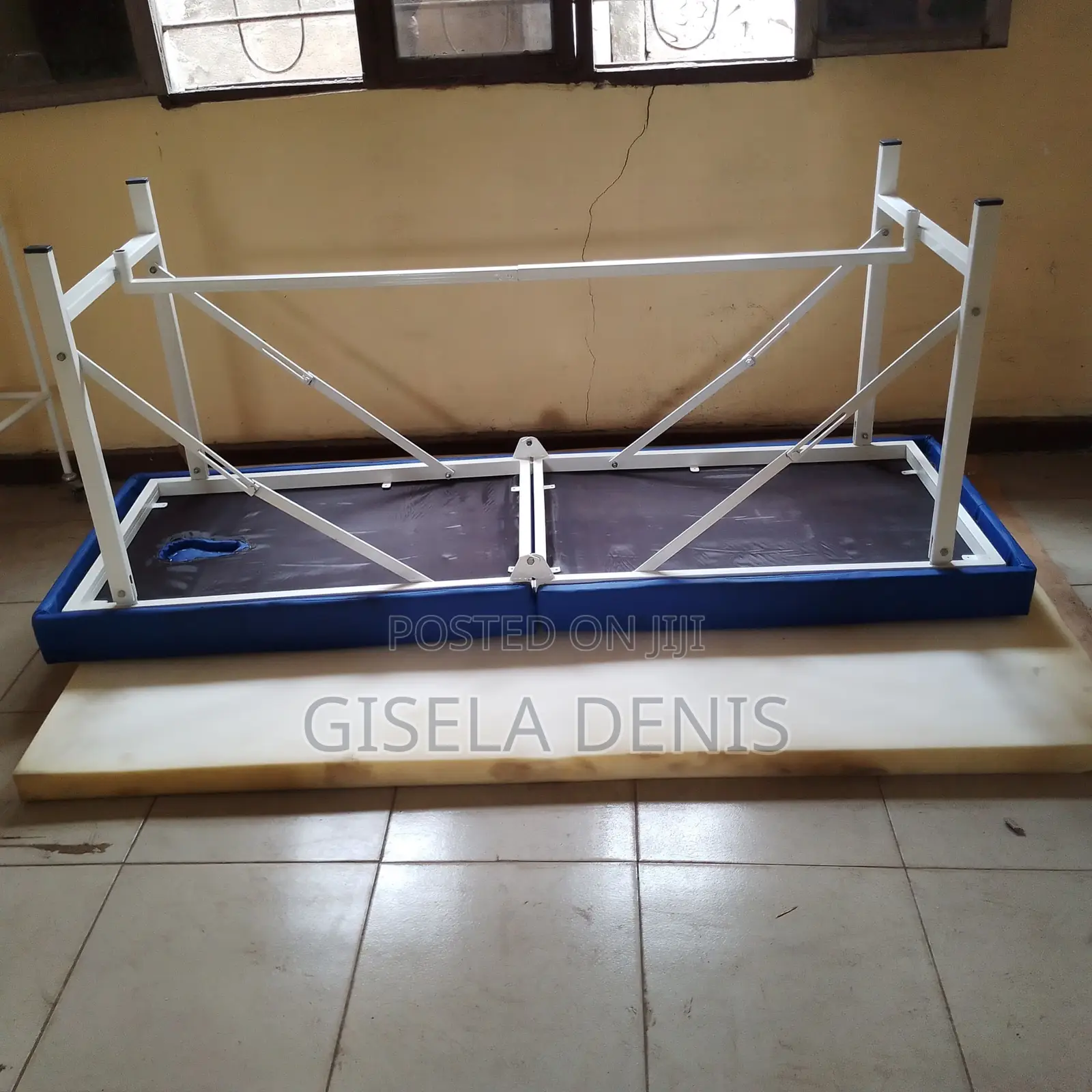 Spa Bed/ Massage Bed