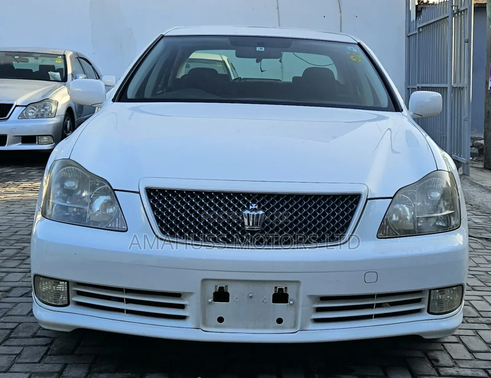 Toyota Crown 2004 White