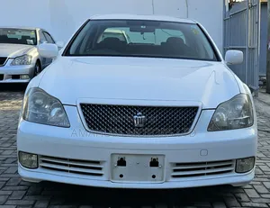 Toyota Crown 2004 White