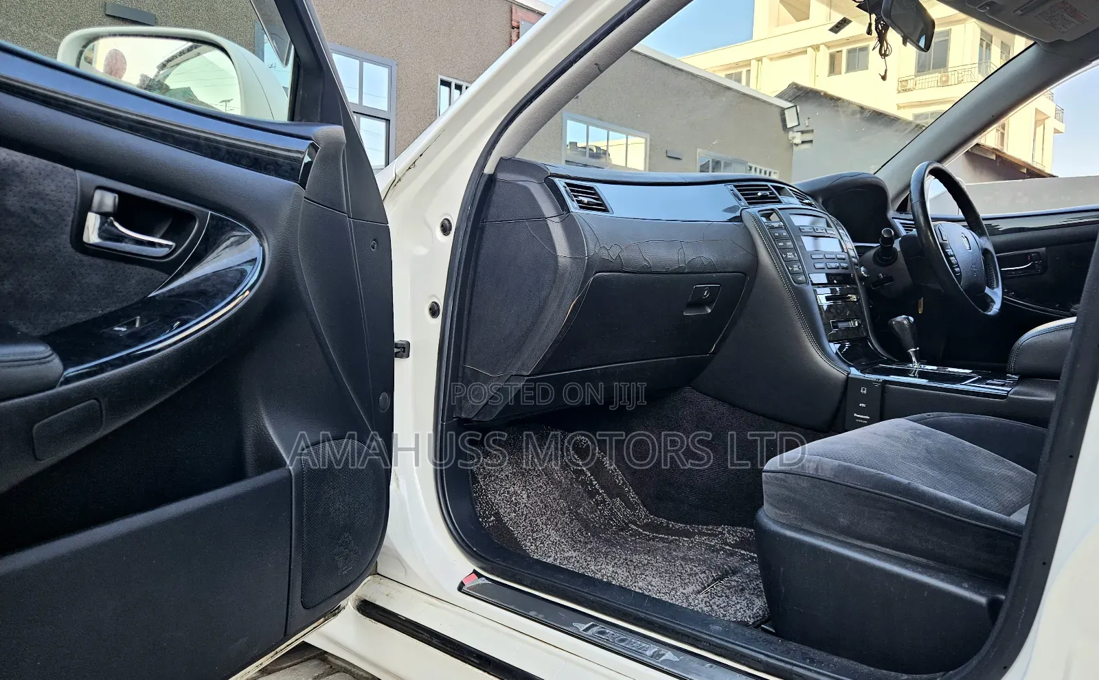 Toyota Crown 2004 White