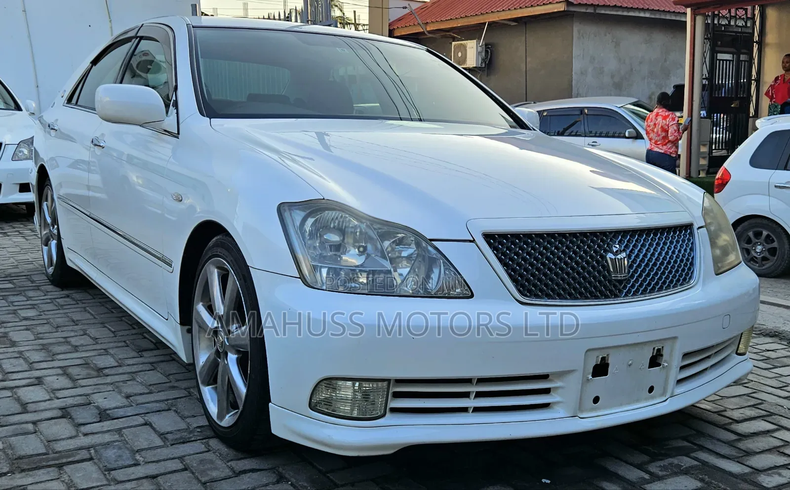 Toyota Crown 2004 White