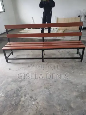 Hospital Waiting Bench With Arm Rest