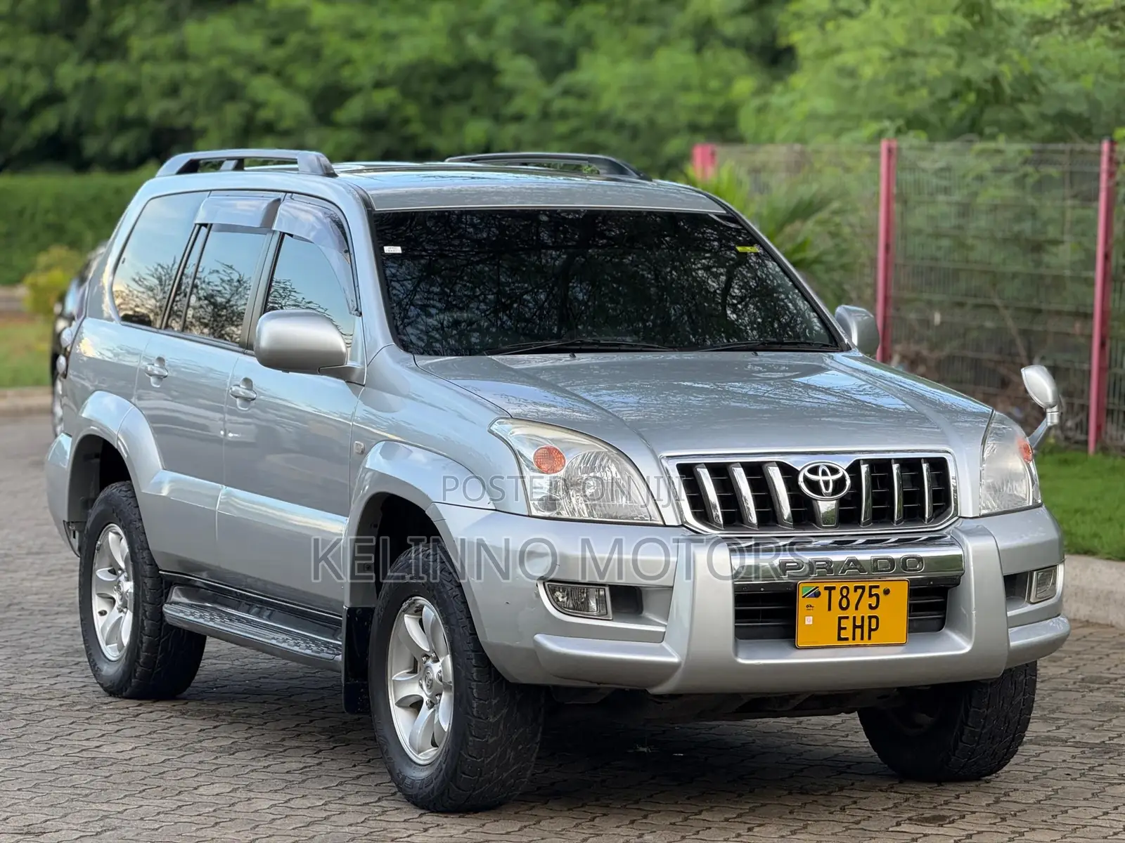 Toyota Land Cruiser Prado 2004 Silver