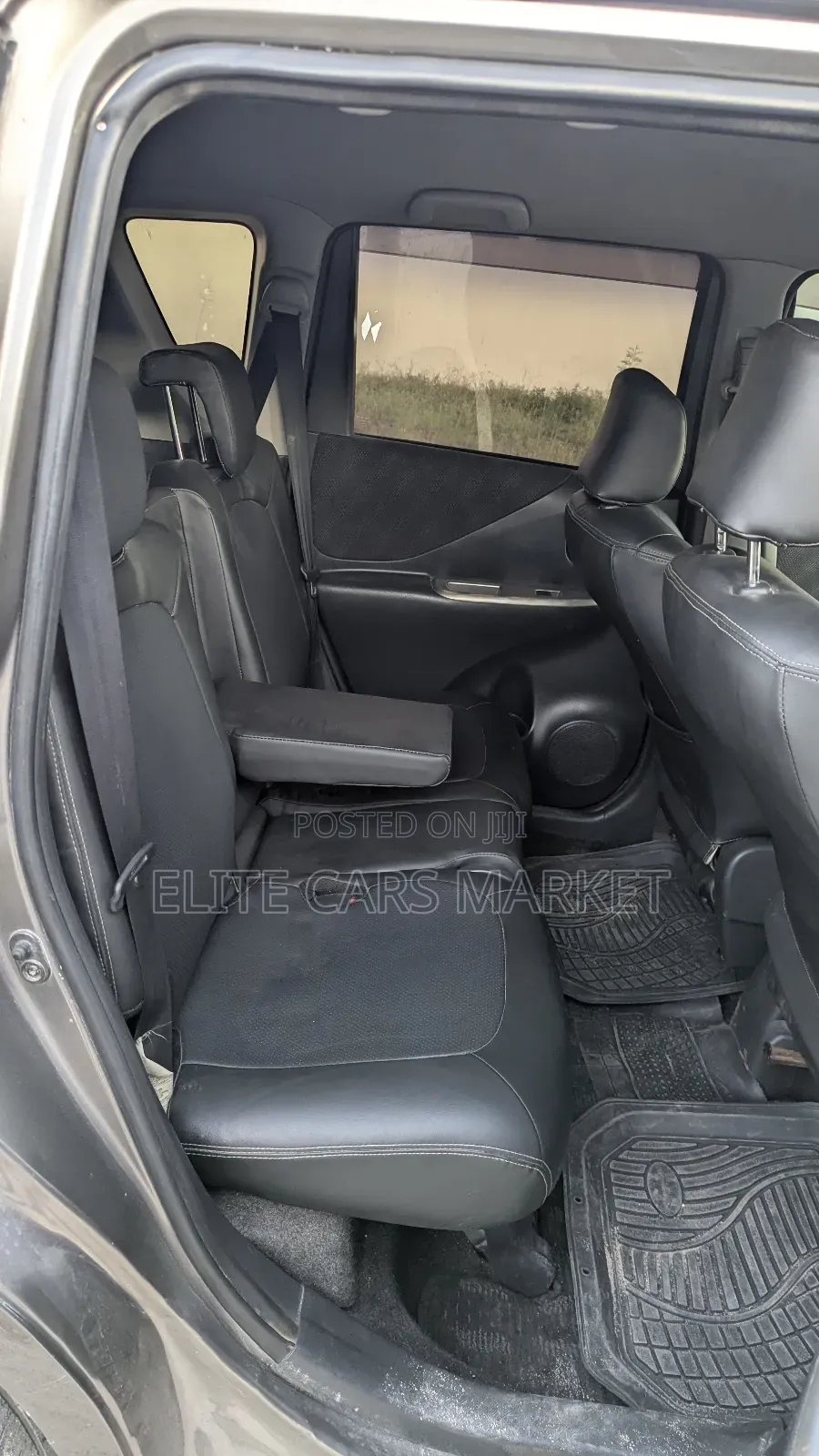 Toyota Ractis 2006 Gray