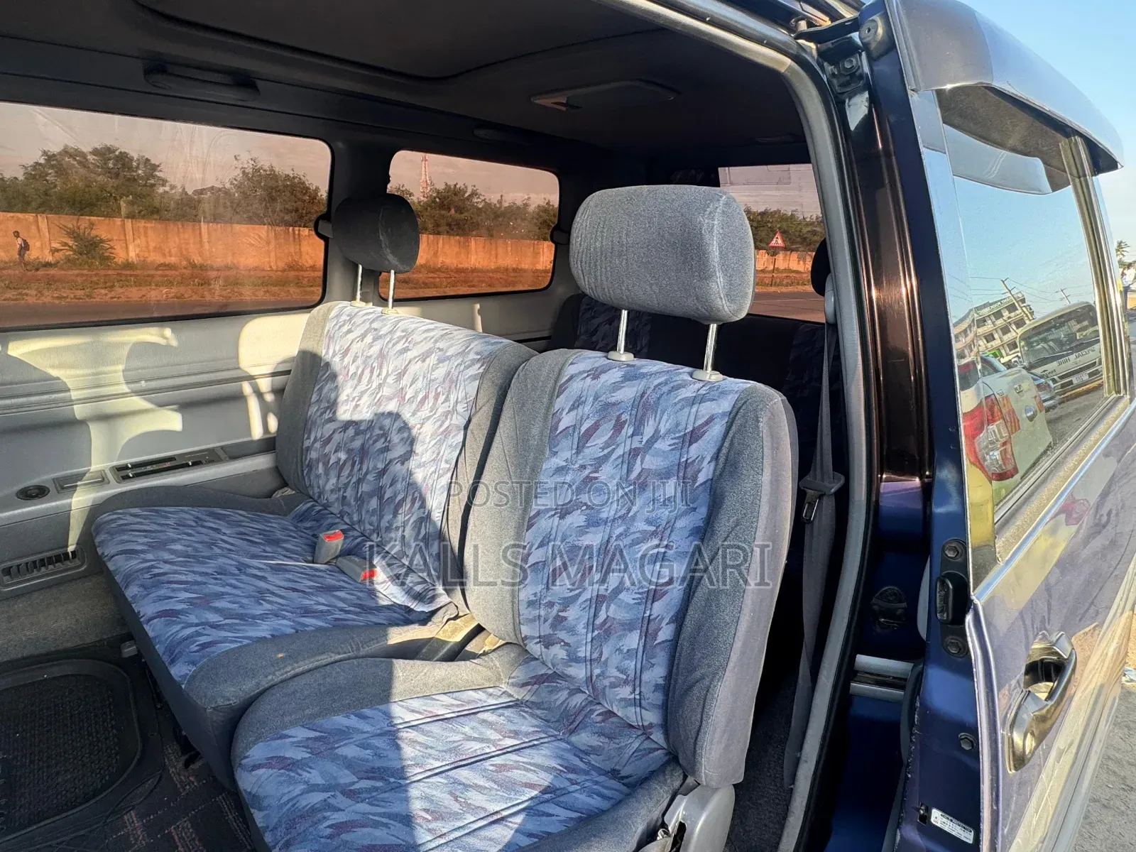 Toyota Noah 2003 Blue