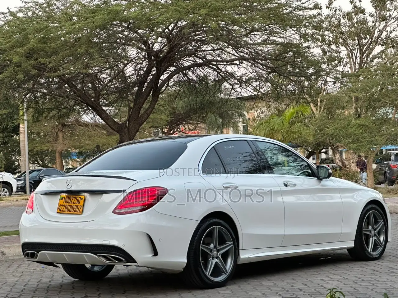 Mercedes-Benz C200 2015 White