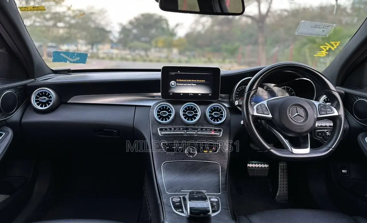 Mercedes-Benz C200 2015 White