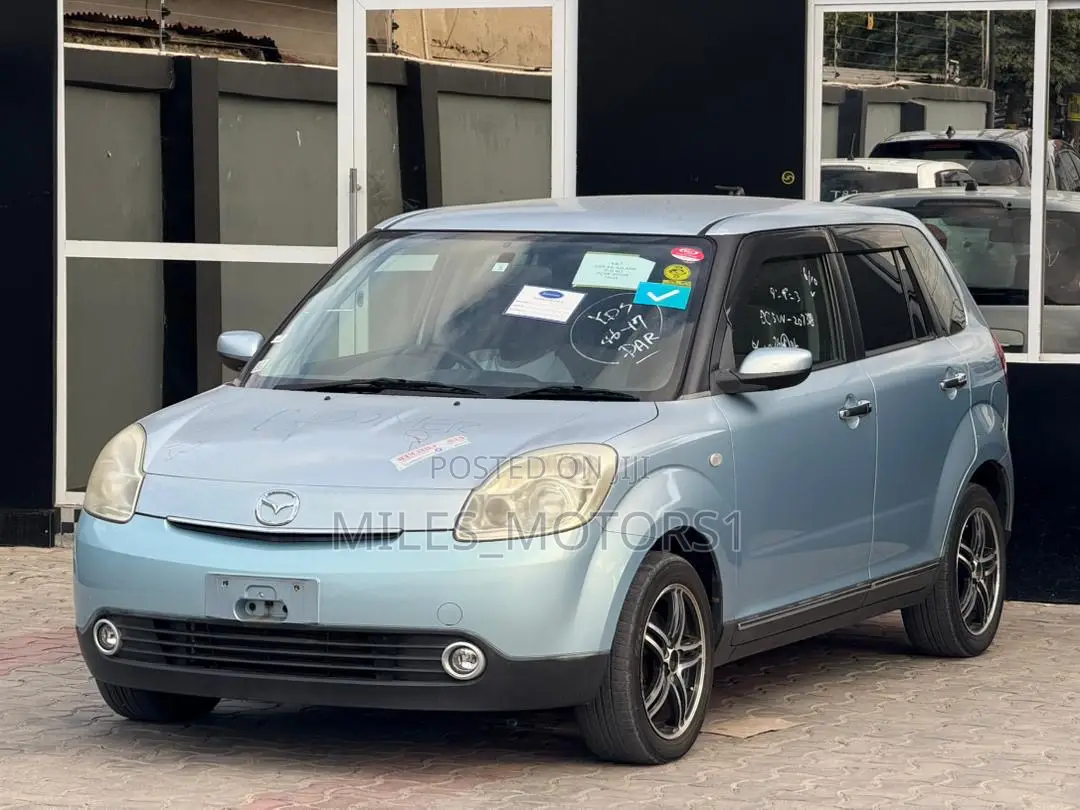 Mazda Verisa 2008 Green
